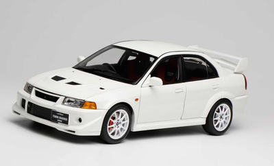 1/18 MotorHelix Mitsubishi Lancer Evolution IV Scotia White | eBay