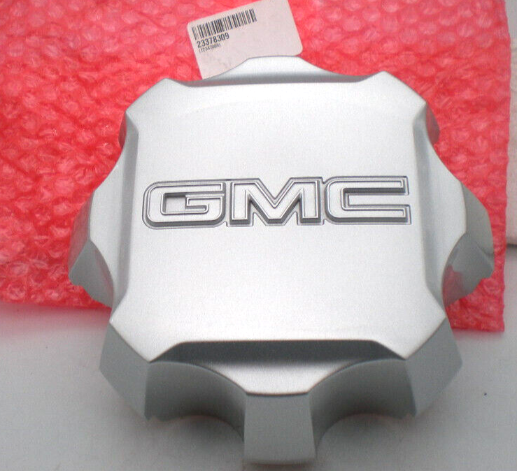 NEW 2020 - 2025 GMC Sierra 2500 3500 HD Silver Center Cap P/N