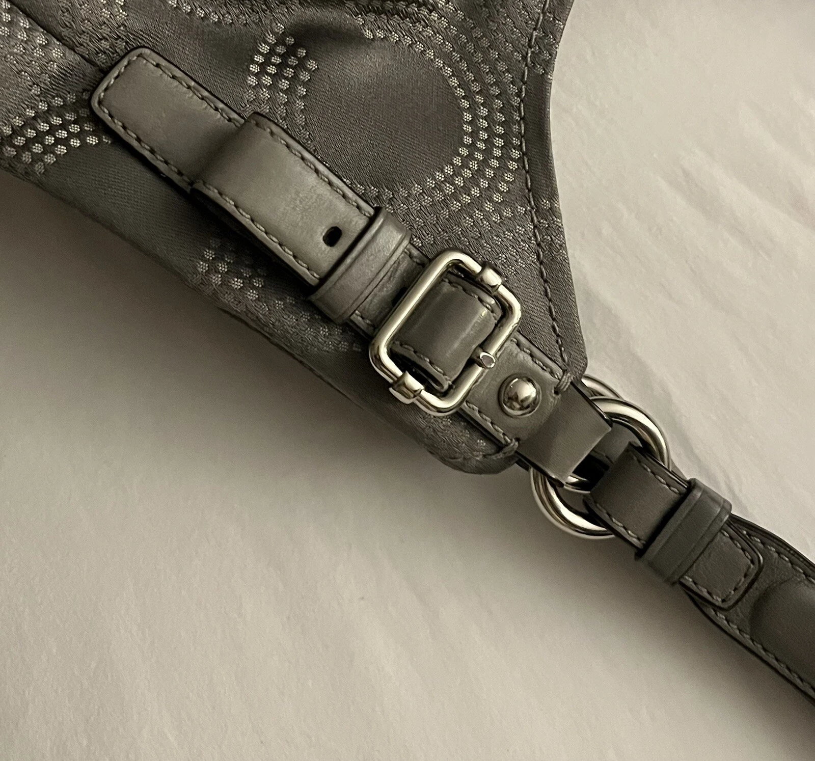 Borsa a tracolla Coach Madison Maggie OpArt argento firma e pelle grigia