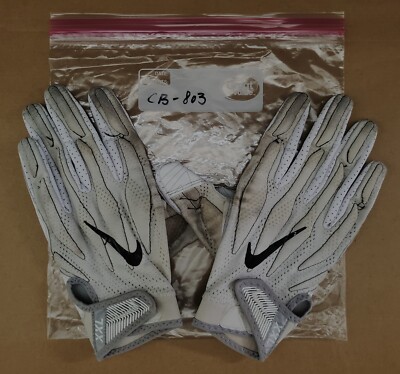 #66 Dallas Cowboys NFL Locker Room Player-Worn Authentic NFL Gloves - CB803