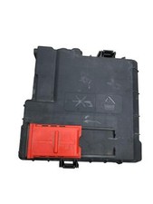 2021 CADILLAC ESCALADE 6.2L BATTERY DISTRIBUTION TERMINAL FUSE BOX 84646133 OEM