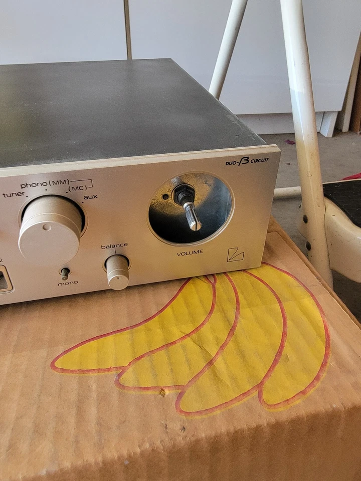 Preamplificador Luxman C120A MkII (falta perilla de volumen) 220V modelo japonés Foto 3 de 4