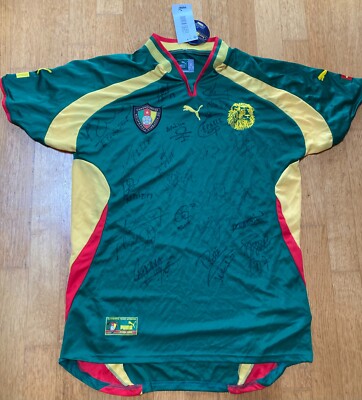 Original signiertes Kamerun Trikot/jersey from 2001 in Größe XL / Size XL - NEU