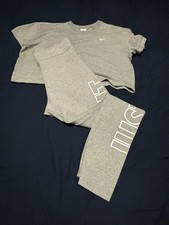Nike Women  s Workout Top And Bottom Set Size Medium Grey White