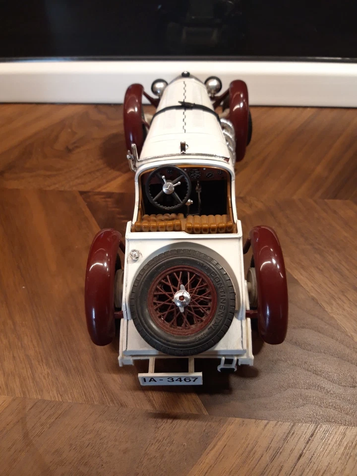 MERCEDES SSK 1/18 BBURGO usato piccole imperfezioni - Immagine 3 di 4