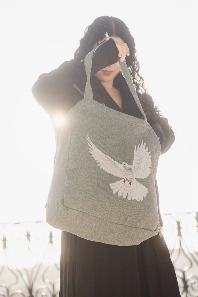 Bolso de Mano Dove Tapestry, Bolso Sobre el Hombro, Inspirado en Kanye Foto 4 de 4