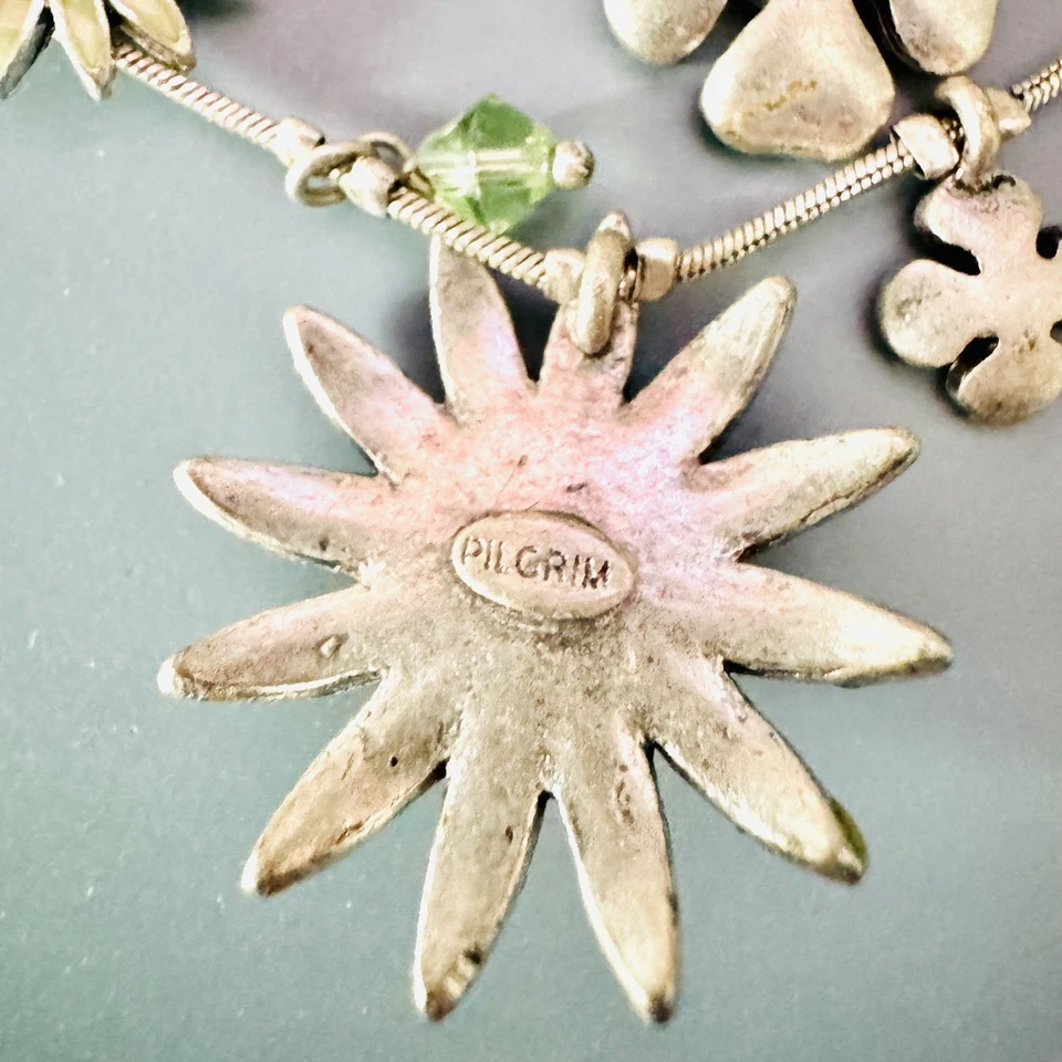 Pilgrim мульти прядь цветок конфеты яблоко зеленый подвеска ожерелье серебристого тона 18» - Изображение 3 из 4