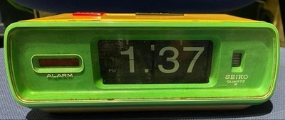 SEIKO QN423M Flip Alarm Clock Quarts Patapata Tested AC100V Japan Vintage