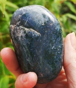 polished moss agate