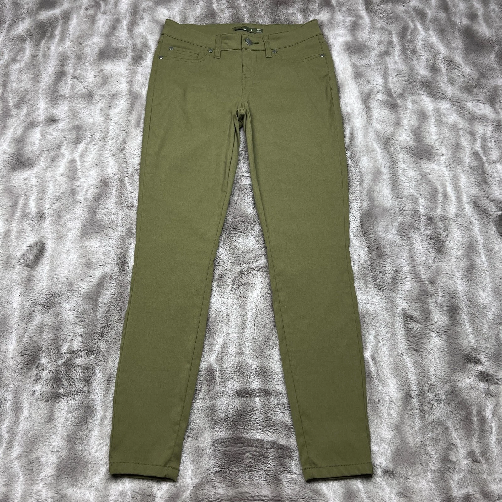 prana hiking outdoors pants