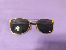 Occhiali da sole vintage anni 90 firmati Ray Ban e Bausch&Lomb 