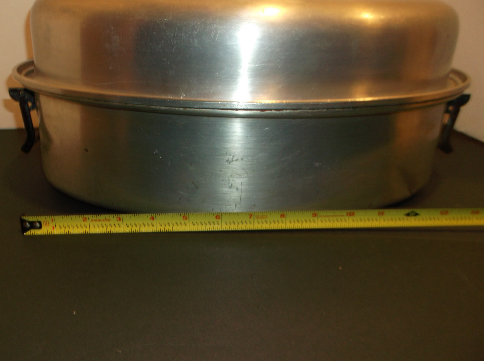 VINTAGE MIRRO ALUMINUM ROASTING PAN  W/Vented Lid & Trivet  Oval 15"