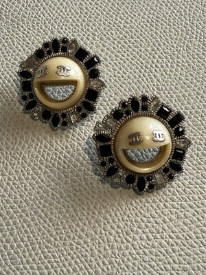 Chanel x Logo CC Earrings Limited Edition Rare To find