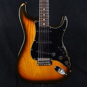 fende USA 1979 stratcaster 本物ビンテージ4.0kg 1979 Fender