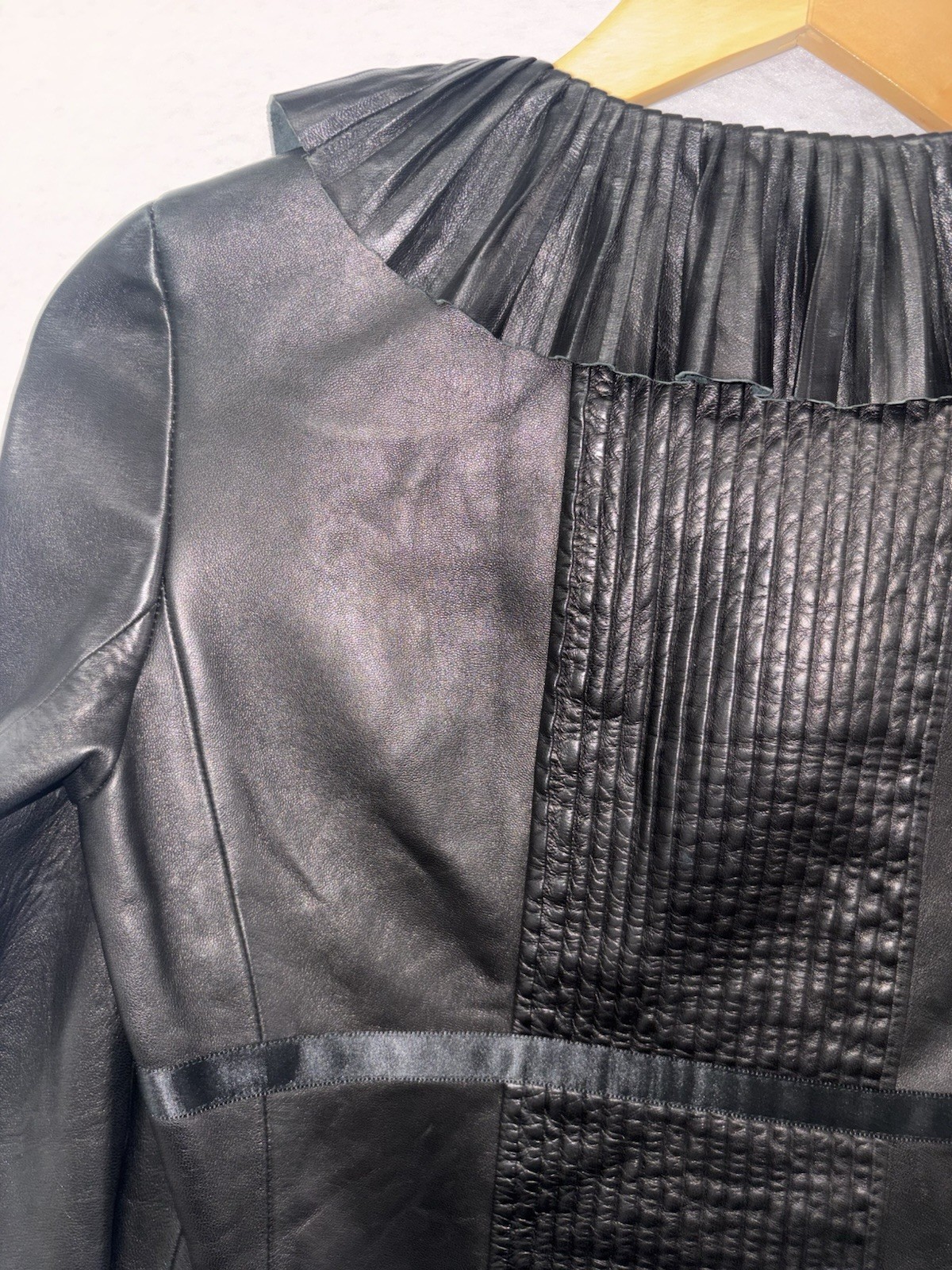 Chanel Black Lambskin Leather Jacket Sz 34/US 2 XS Ruffle Collar Excellent SEE! thumbnail 18