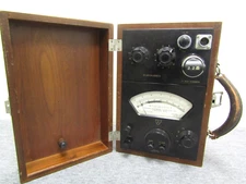 RAWSON TYPE 501 KILOGAUSSES INDICATOR VINTAGE IN WOOD BOX