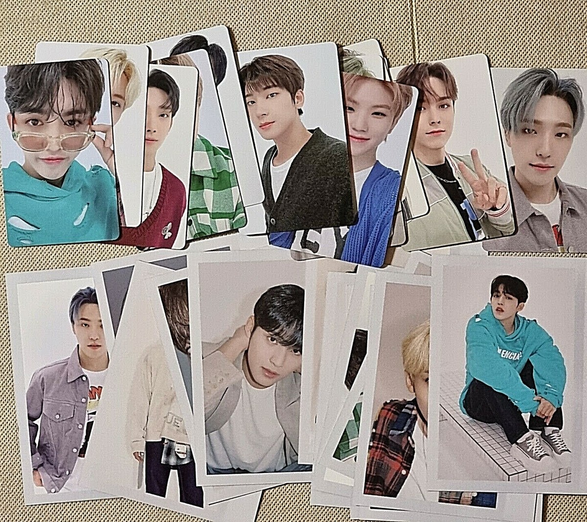 SEVENTEEN] 2022 SEASON'S GREETINGS - INSTANT PHOTO + PHOTOCARD | eBay
