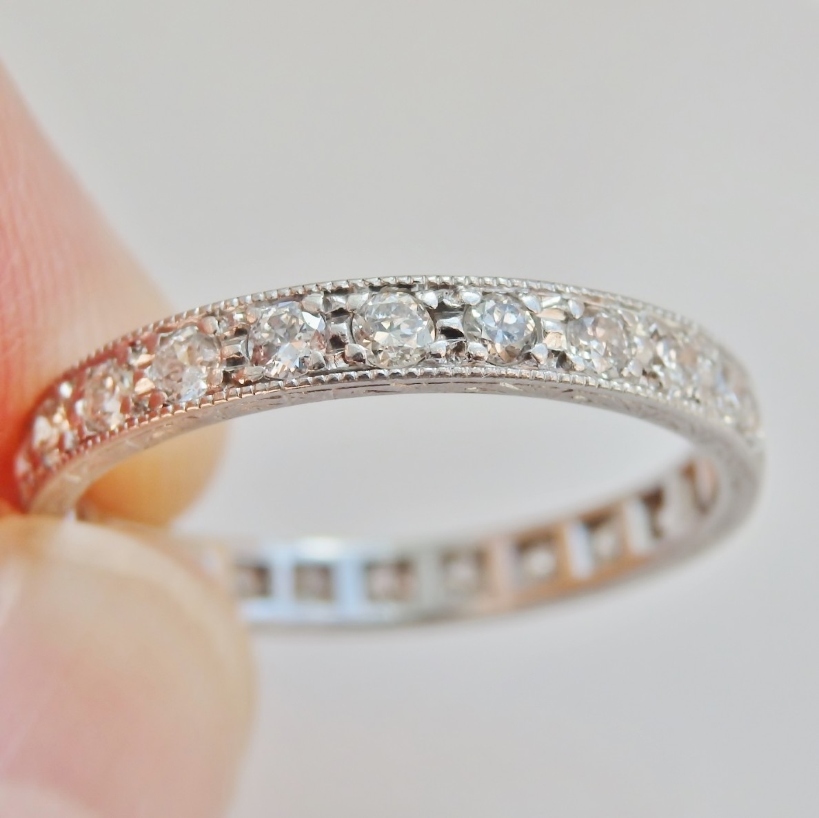 Stunning Vintage Art Deco Platinum Diamond (1.00ct) Full