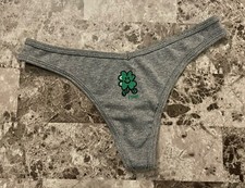 NWT VICTORIA'S SECRET PINK GREEN SHAMROCK ST. PATRICKS RIBBED KNIT THONG PANTIES