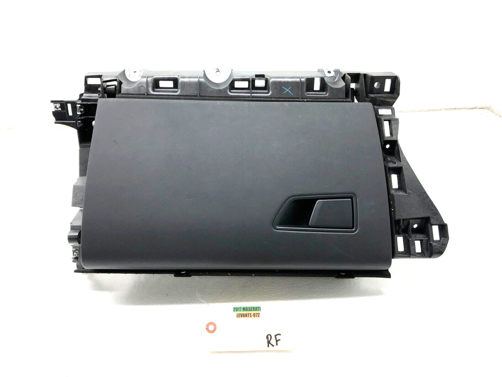 2017-2020 MASERATI LEVANTE RIGHT PASSENGER FRONT GLOVE BOX OEM.