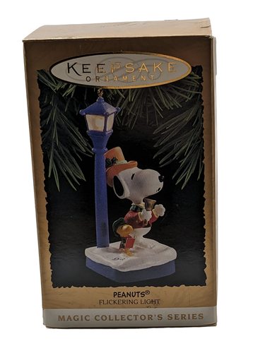 Hallmark Keepsake Ornament “Flickering Light” Magic Collector’s Series 1994-Mint