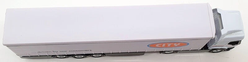 Corgi 1/64 Scale TY86903 - Renault Premium Curtainsider City - Image 4 of 4