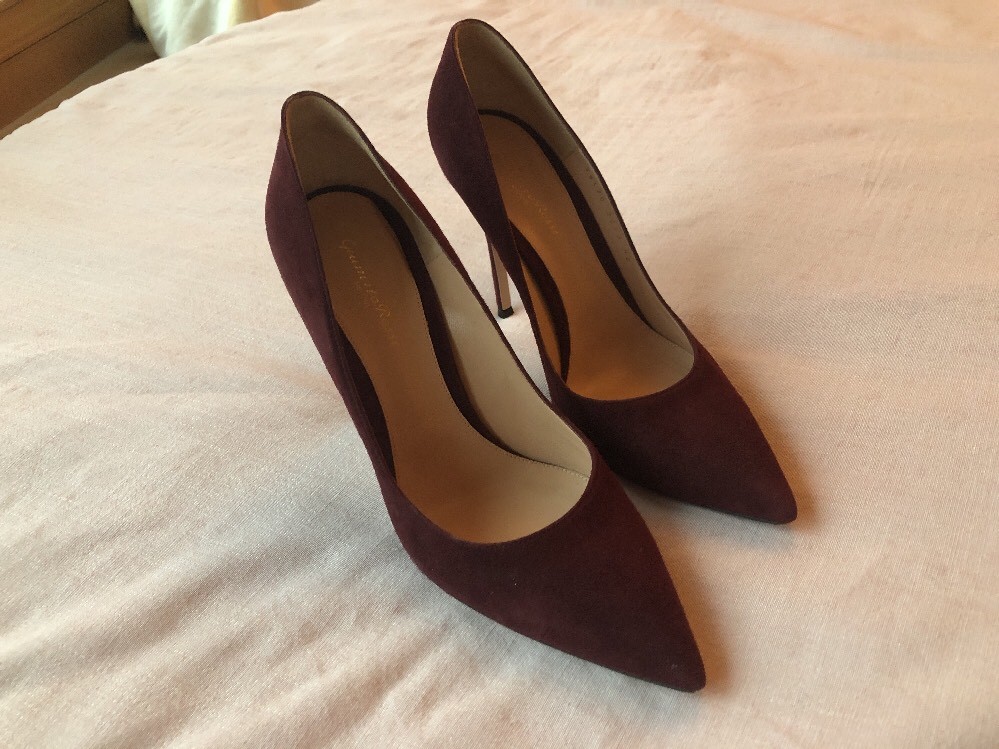 Gianvito Rossi Pumps Velour Bordeaux Gr. 42 Gianvito Rossi Pumps Velour Bordeaux Gr. 42