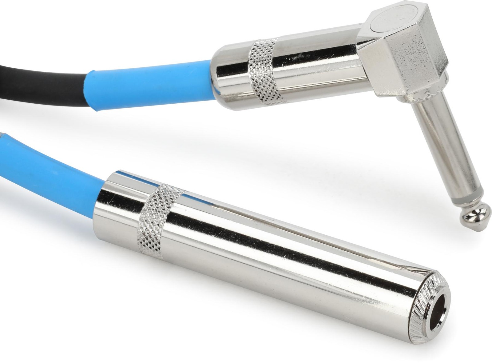 Pro Co EGLQF-08 превосходно совмещает 1/4-дюймовую самку TS с прямоугольной 1/4-дюймовой самкой TS -