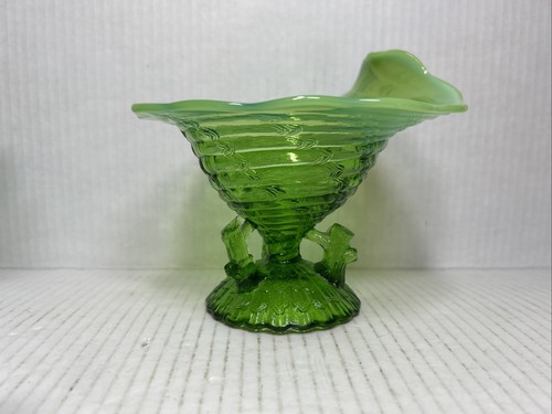 Vintage Northwood Ocean Shell Opalescent Green Compote Candy Dish - Picture 3 of 13