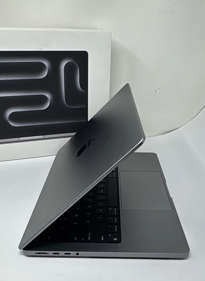 Apple MacBook Pro 14" M3 · 8GB · 512GB, foto 3 di 5