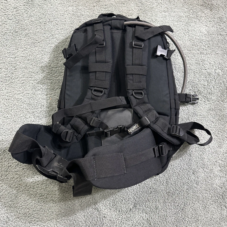 Mochila de hidratación Source Patrol 30 L negra táctica militar nueva con etiquetas Foto 2 de 4