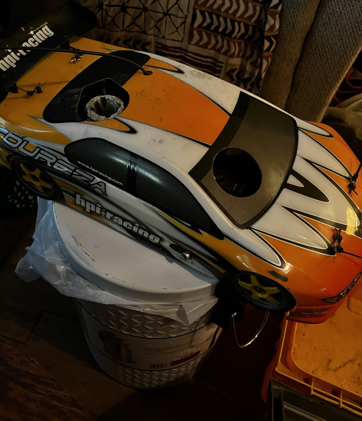 Rc Model Orange White Black With Spoiler