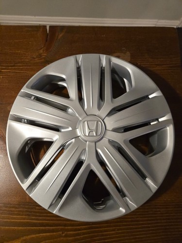 OEM 2015-2017 Honda Fit 15 inch Hubcaps Part # 44733-T5R-A01 - Picture 4 of 7