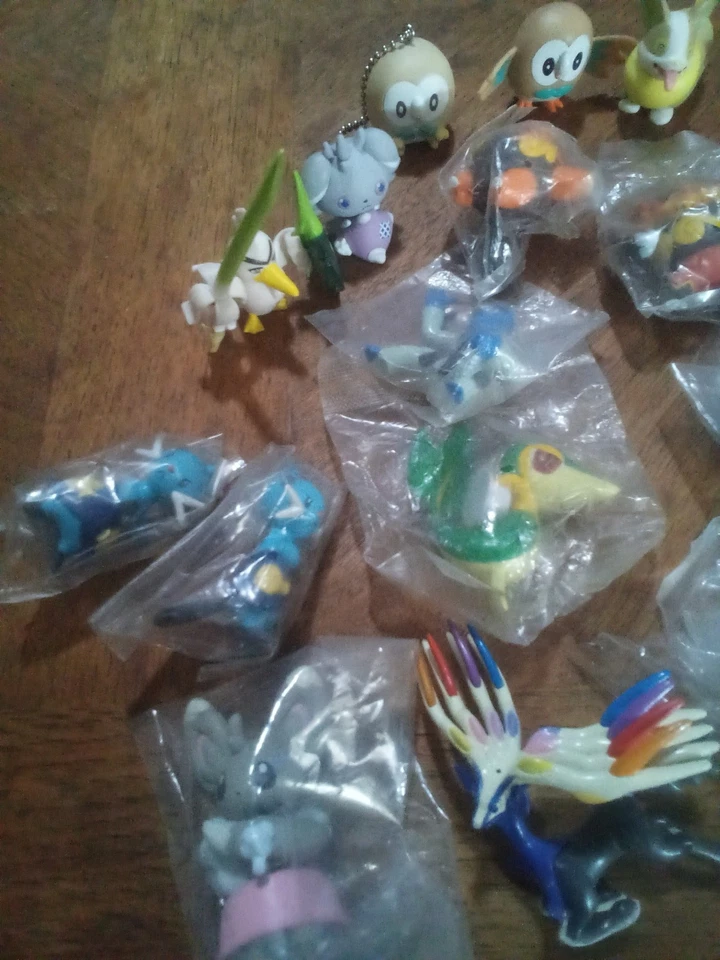 Mini bonecos Pokemon raros e vintage - Imagem 3 de 4