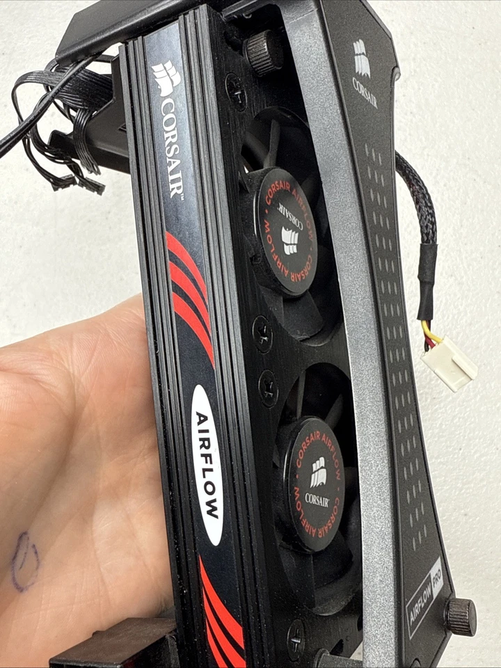 CORSAIR DOMINATOR GT 12GB 6xx 2GB DDR3 1866 Corsair Airflow Pro Fan Cooling 2gh - Image 4 of 4