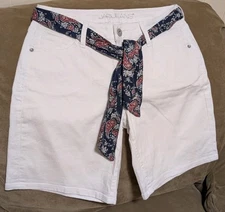 JAG Jeans Women's White Shorts Paisley Belt Vintage Retro 90's 061