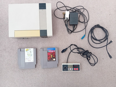 Original Nintendo NES Konsole & Spielepaket Gremlins 2 & Kick Off