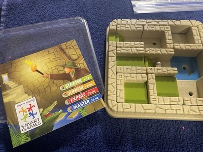 Smart Games Moveable Maze Puzzle Game