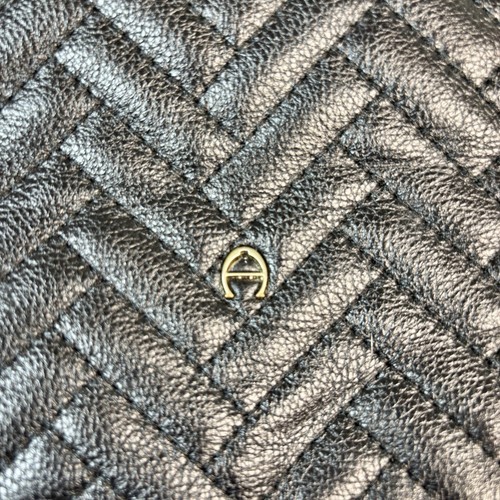 Etienne Aigner Quilted Black Leather Shoulder Bag - Bild 5 von 11