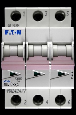 EATON 32 AMP CURVE C 10kA DREIPOLIGER MCB SCHUTZSCHALTER PLSM-C32/3