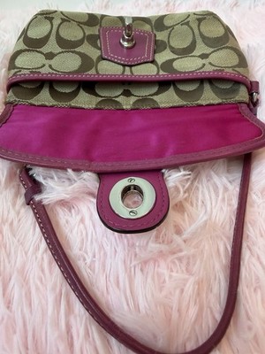 Coach Y2K Retro Pink Vintage Signature Fabric Leather Turnlock
