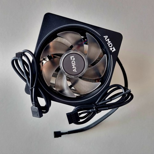AMD Ryzen Wraith Prism CPU Cooler Heatsink & Fan RGB LED For AM4, new unused - Photo 6/6