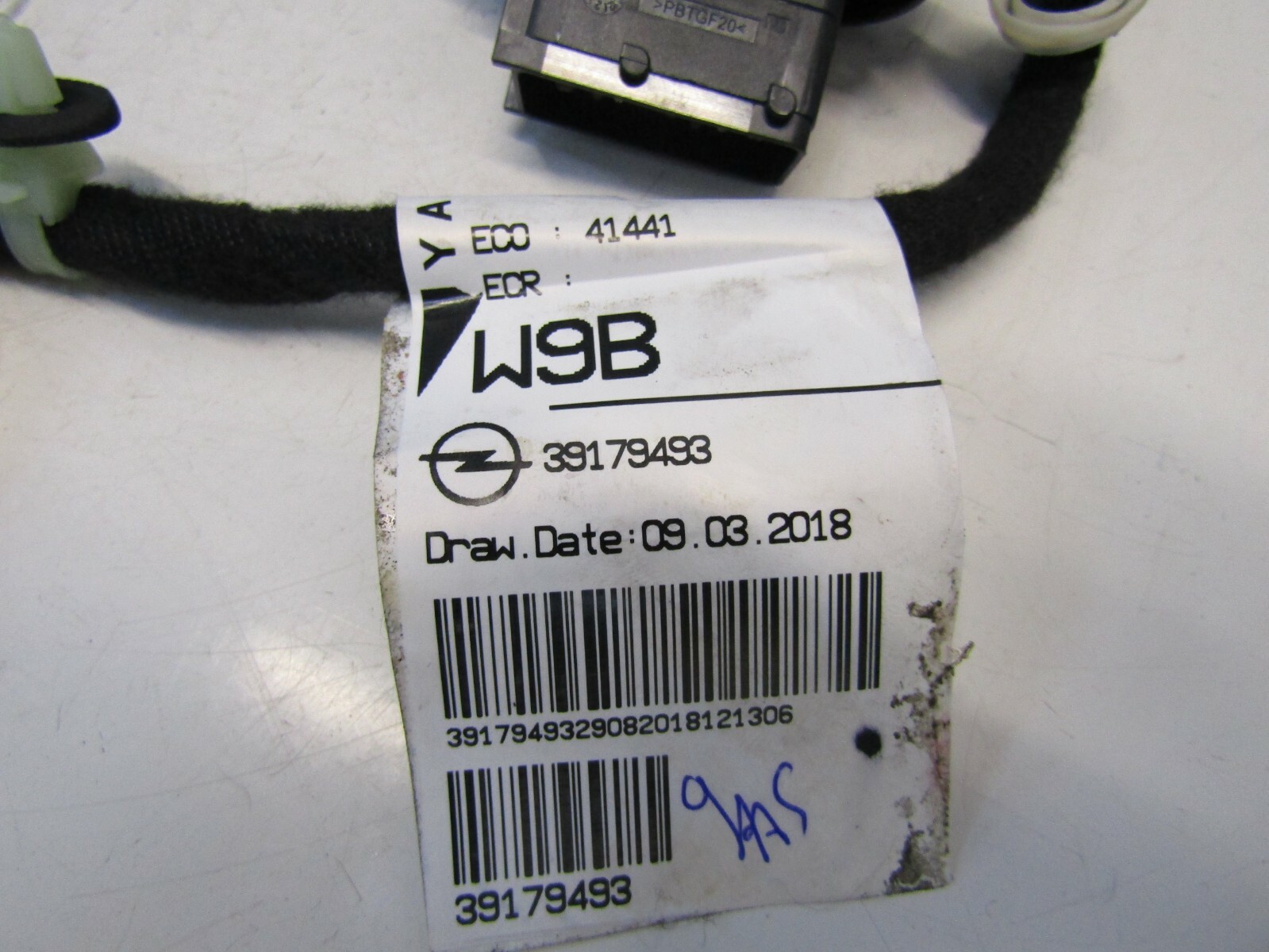 VAUXHALL CROSSLAND X 2017-19 OFFSIDE/RIGHT REAR DOOR WIRING LOOM 