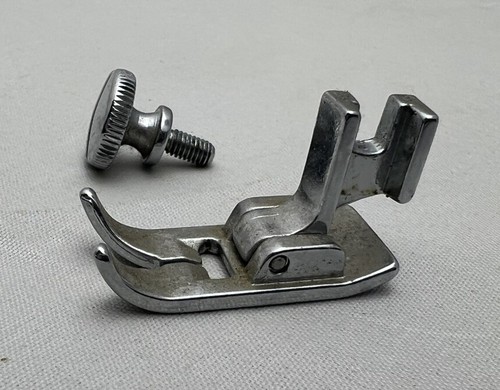 Kenmore 385.12102990 Sewing Machine Metal Presser Foot & Screw Replacement Part - Picture 2 of 10
