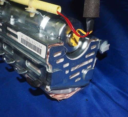 Honda CR-V Passenger Right Side Dashboard Air Bag Assembly OEM W/Warranty - Picture 9 of 11