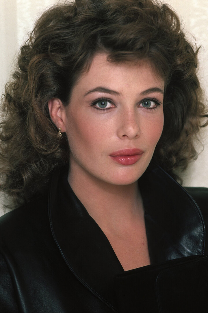 Kelly Lebrock Vintage Movie Actor Artist Star Wall Art Home Decor - POSTER 20x30