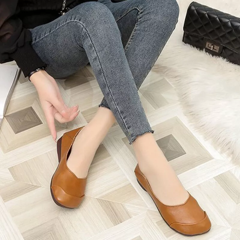 Best women's flats store for travel