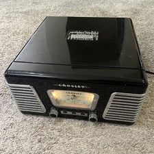 Crosley Authentic radio and record player