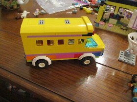 LEGO FRIENDS 41005 HEARTLAND HIGH CUSTOMIZED WITH SOME REDESIGN