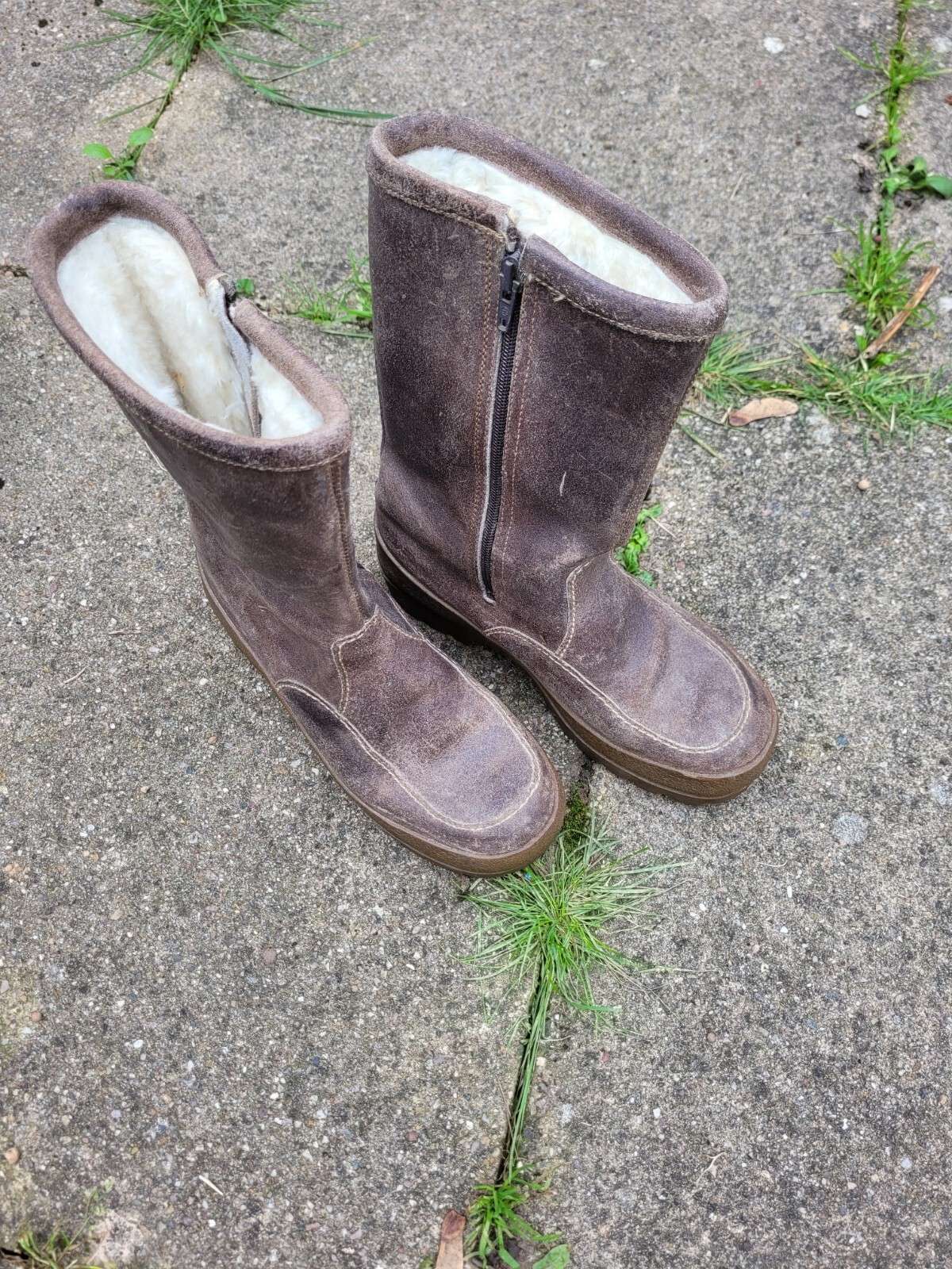 Vintage LOTTO.Stivali da donna in pelle invecchiata con zip foderati in pelliccia.UK 6.U